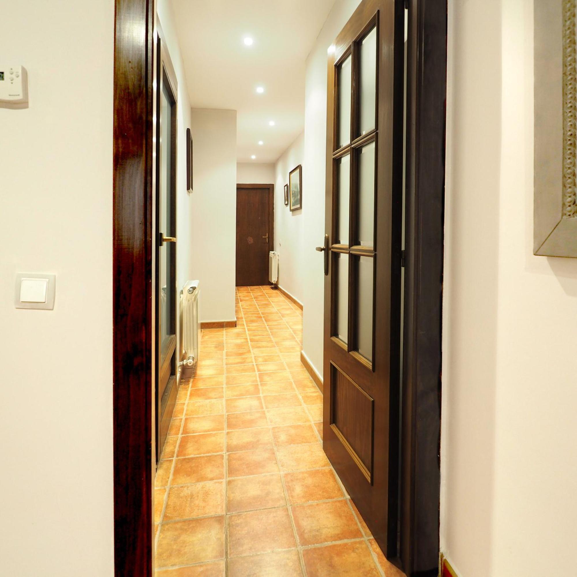 Apartamentos Angelus Plaza Mayor De Graus Extérieur photo