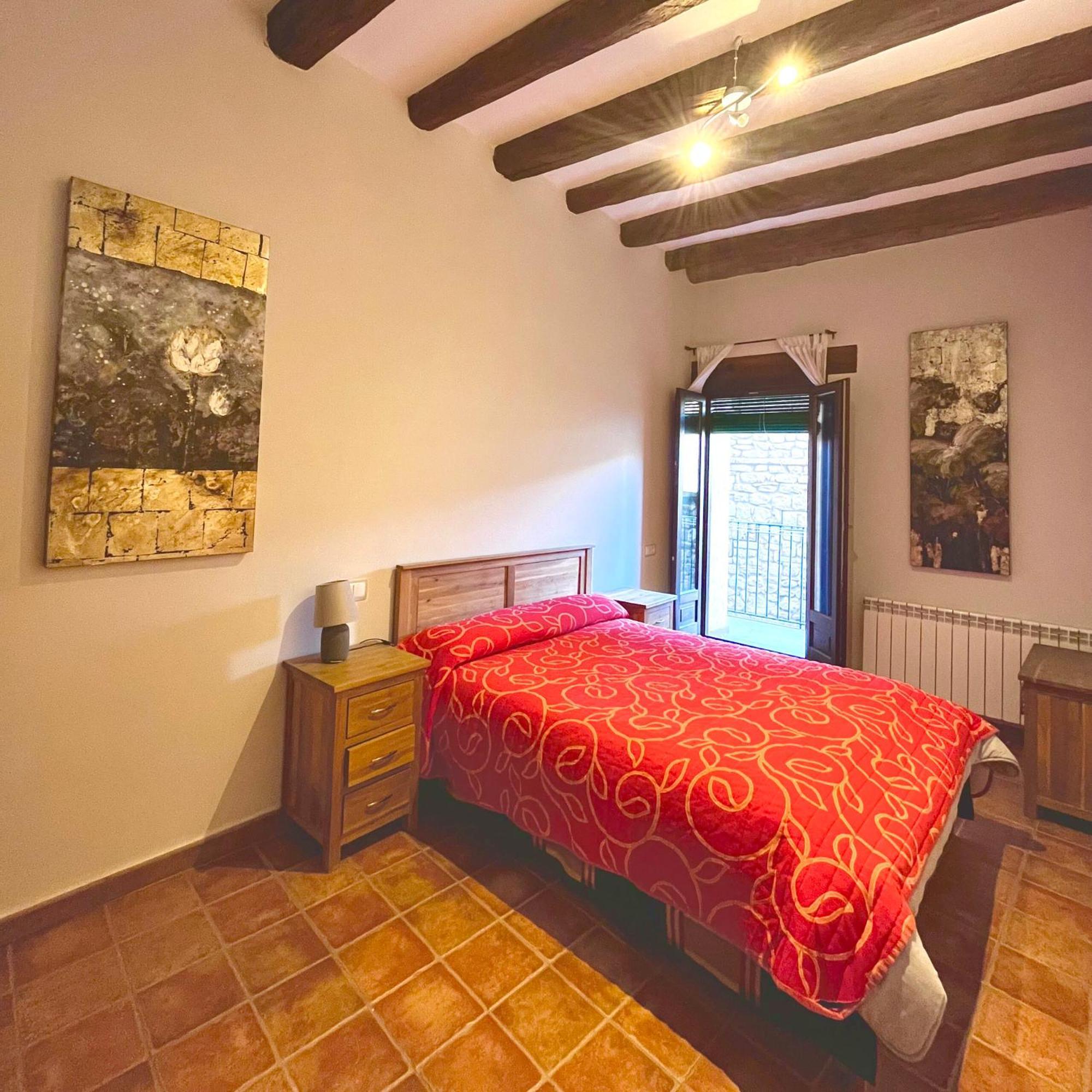 Apartamentos Angelus Plaza Mayor De Graus Extérieur photo