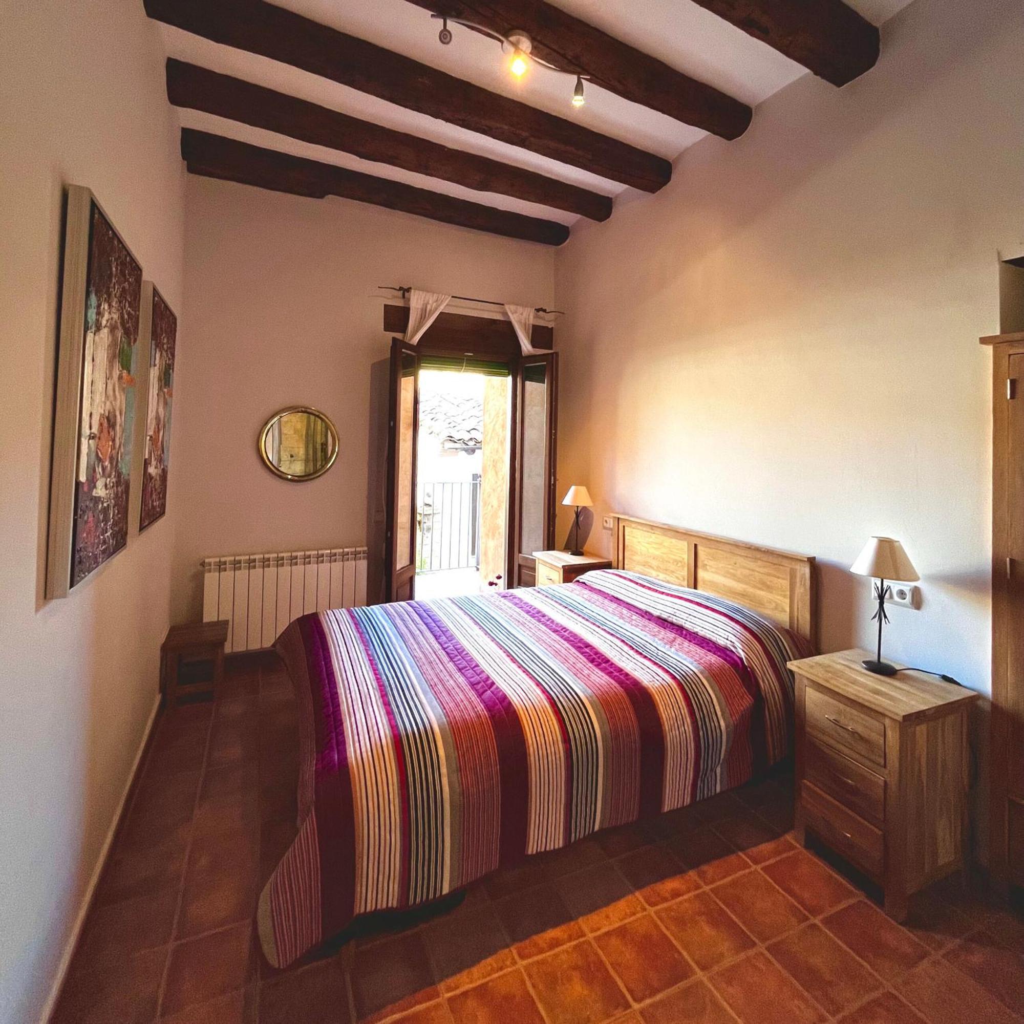 Apartamentos Angelus Plaza Mayor De Graus Extérieur photo