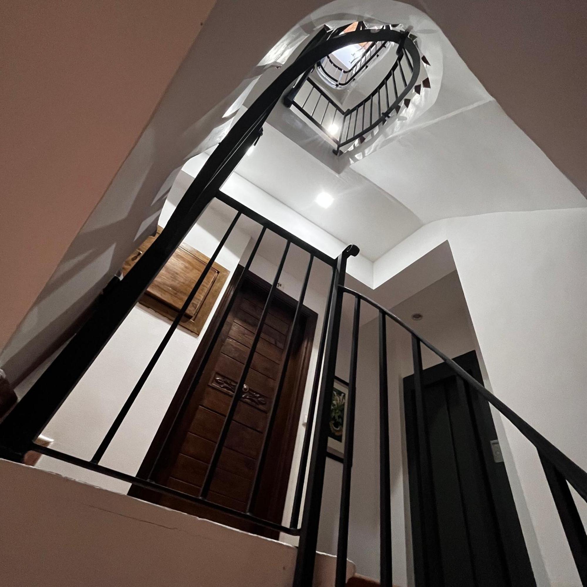 Apartamentos Angelus Plaza Mayor De Graus Extérieur photo